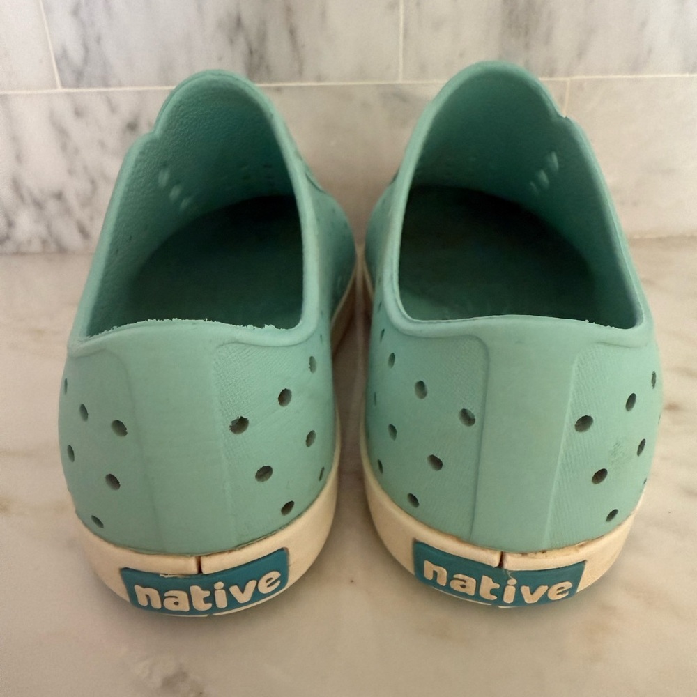 Native Shoes Kids Fresco Green/Shell White Jefferson Size J2 - Picture 6 of 10